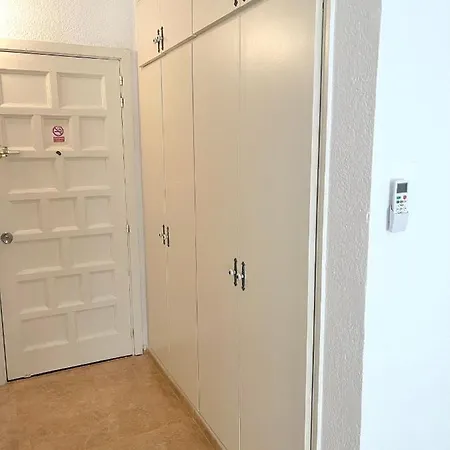 Apartbeach Alboran 421 Piscina Y Climatizado * Salou